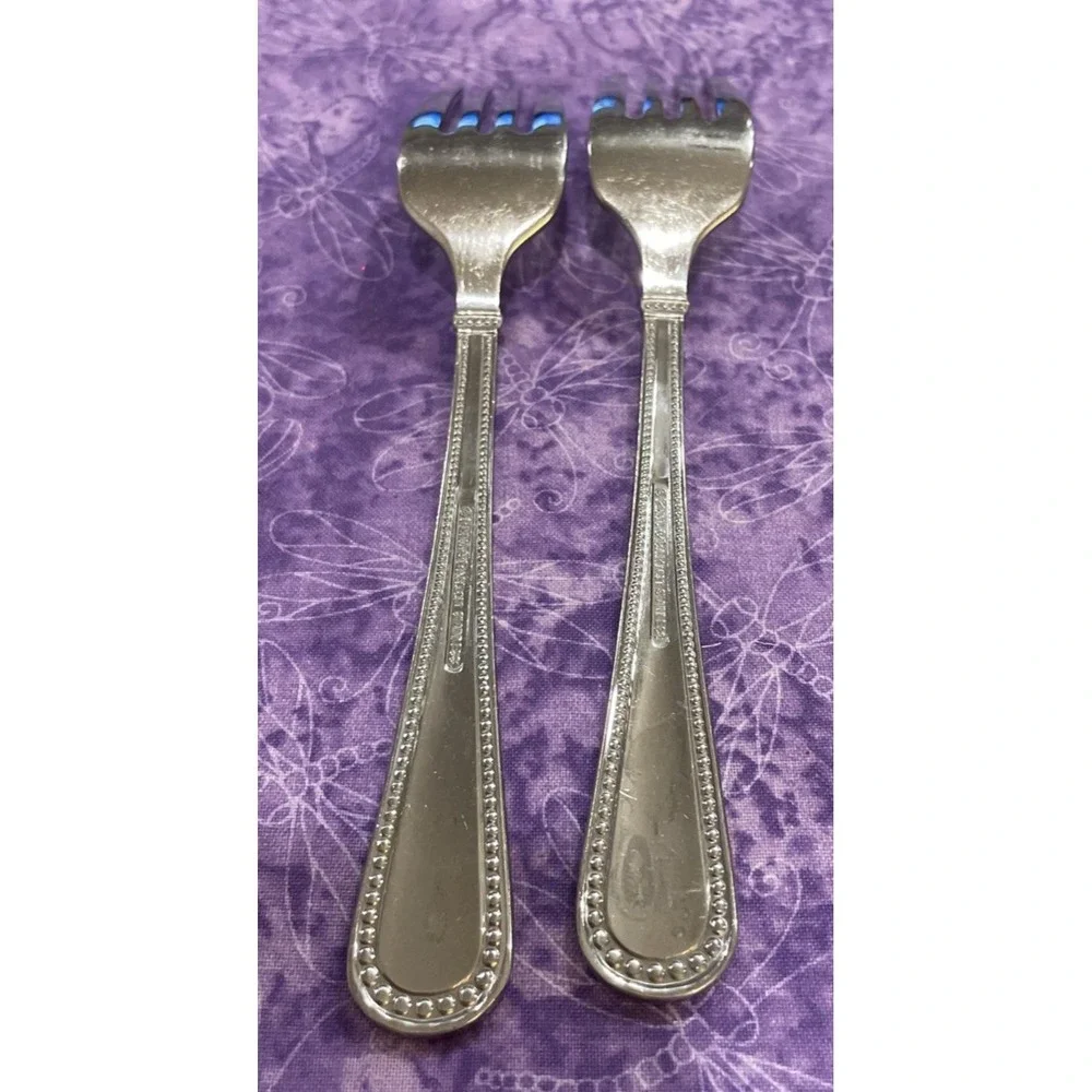 Reed & Barton Kendall Stainless Salad Forks 2 Piece Set Beaded‎ Outline Flatware